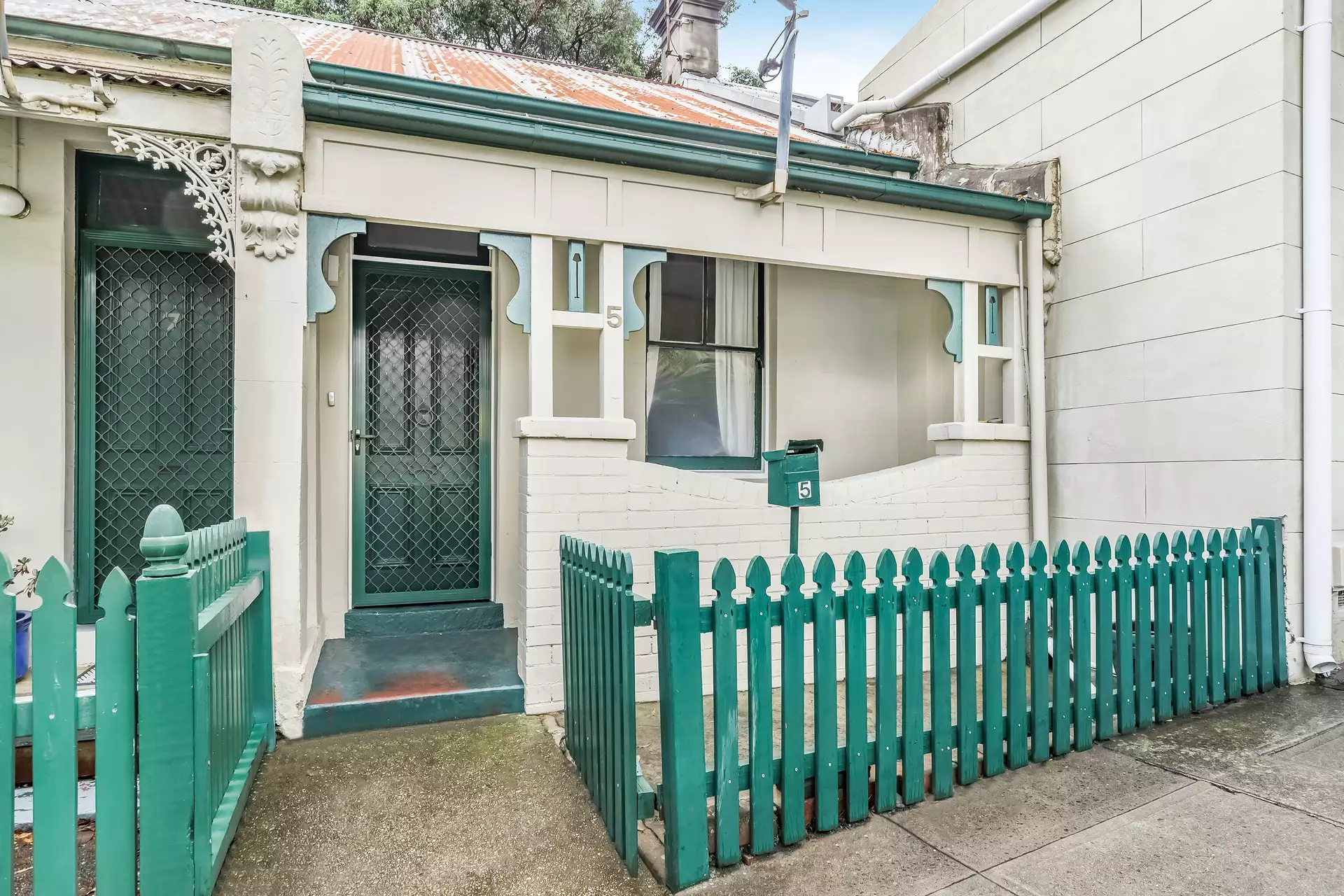 5 Excelsior Street