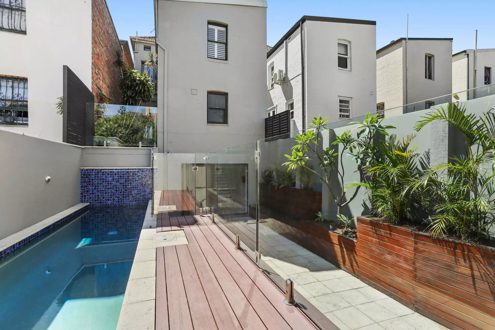84 Cavendish Street